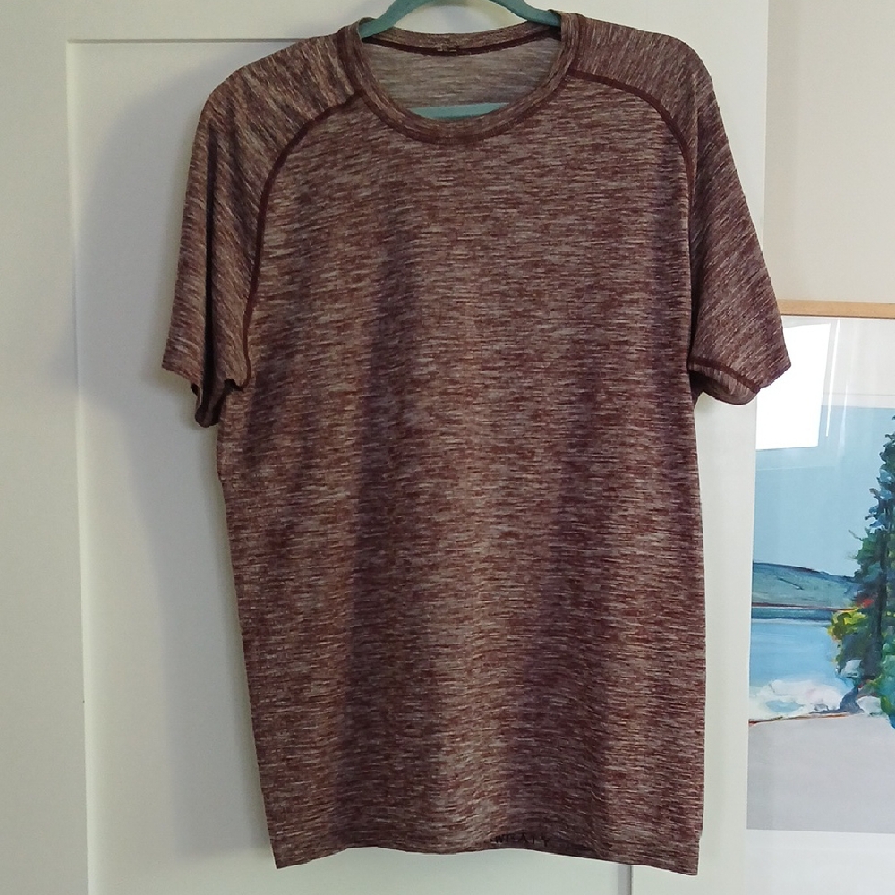 Men's Lululemon T Shirt